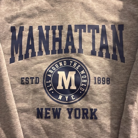 This is a medium sized long sleeve sweatshirt with no hood, from SHEIN. - Picture 2 of 5